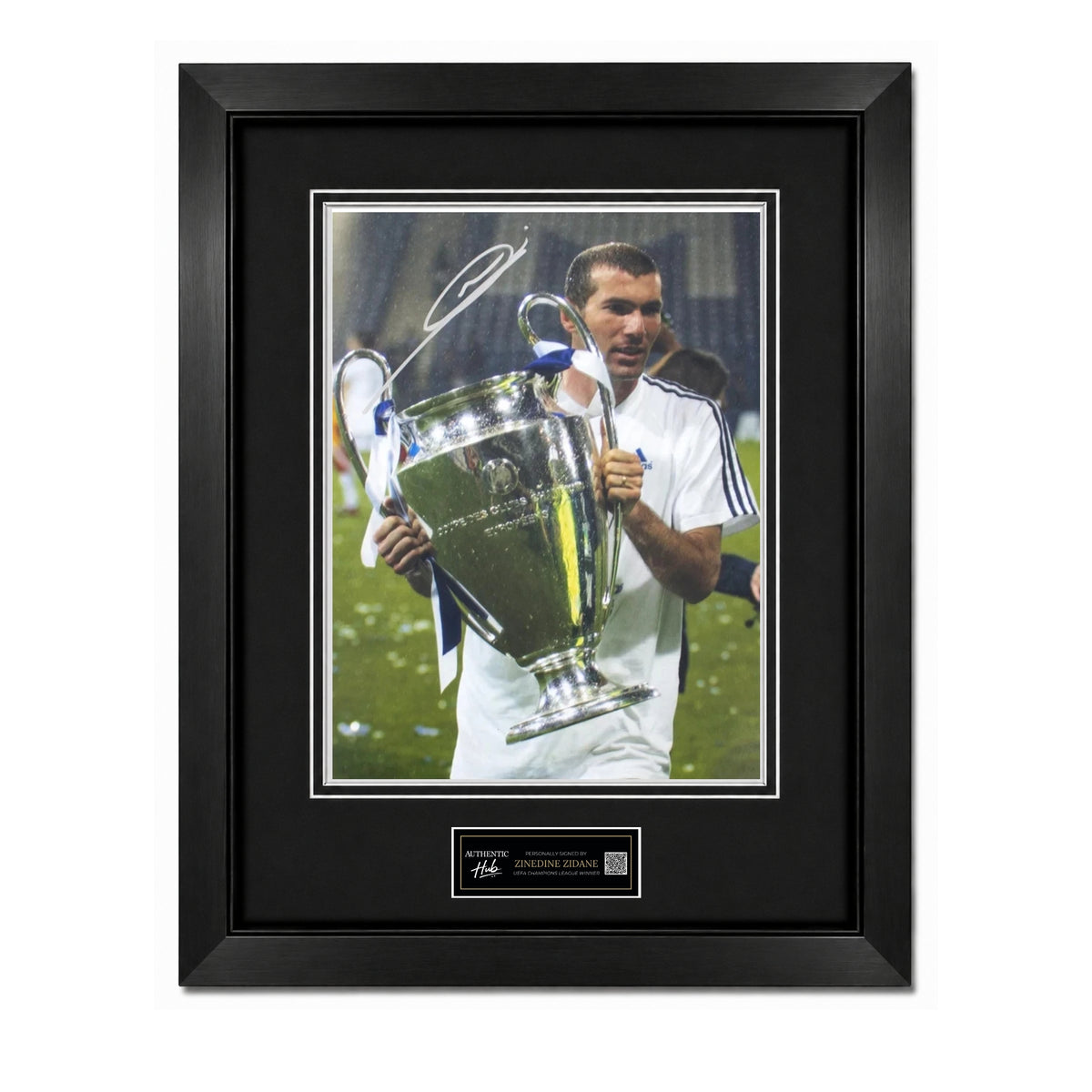 Zinedine Zidane Signed Real Madrid 2002 UCL Winner Photo - Framed